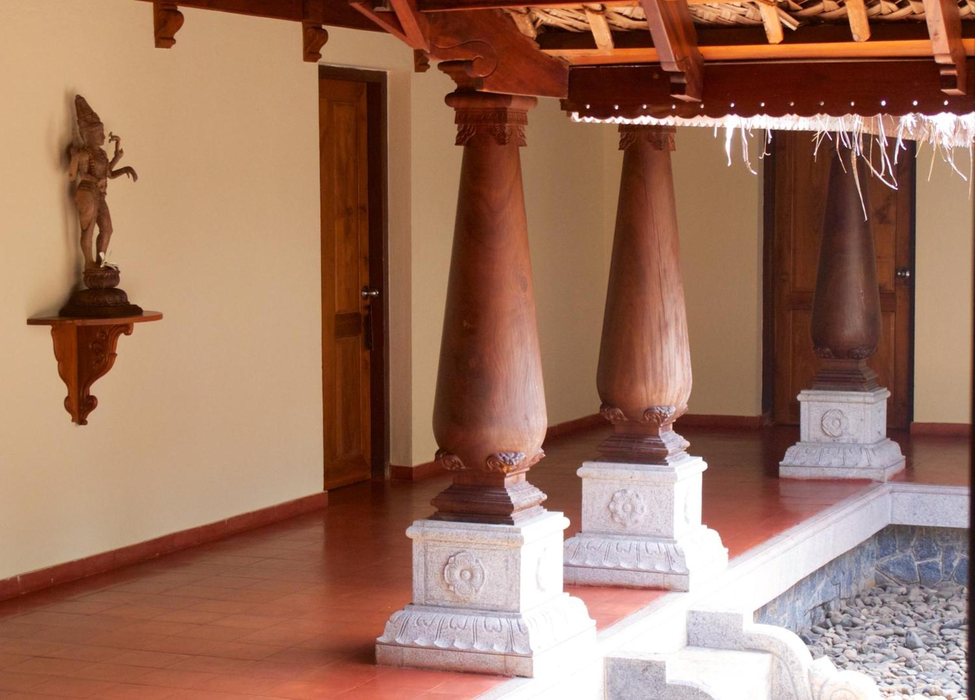 Neeleshwar Hermitage Nīleshwar Exterior foto