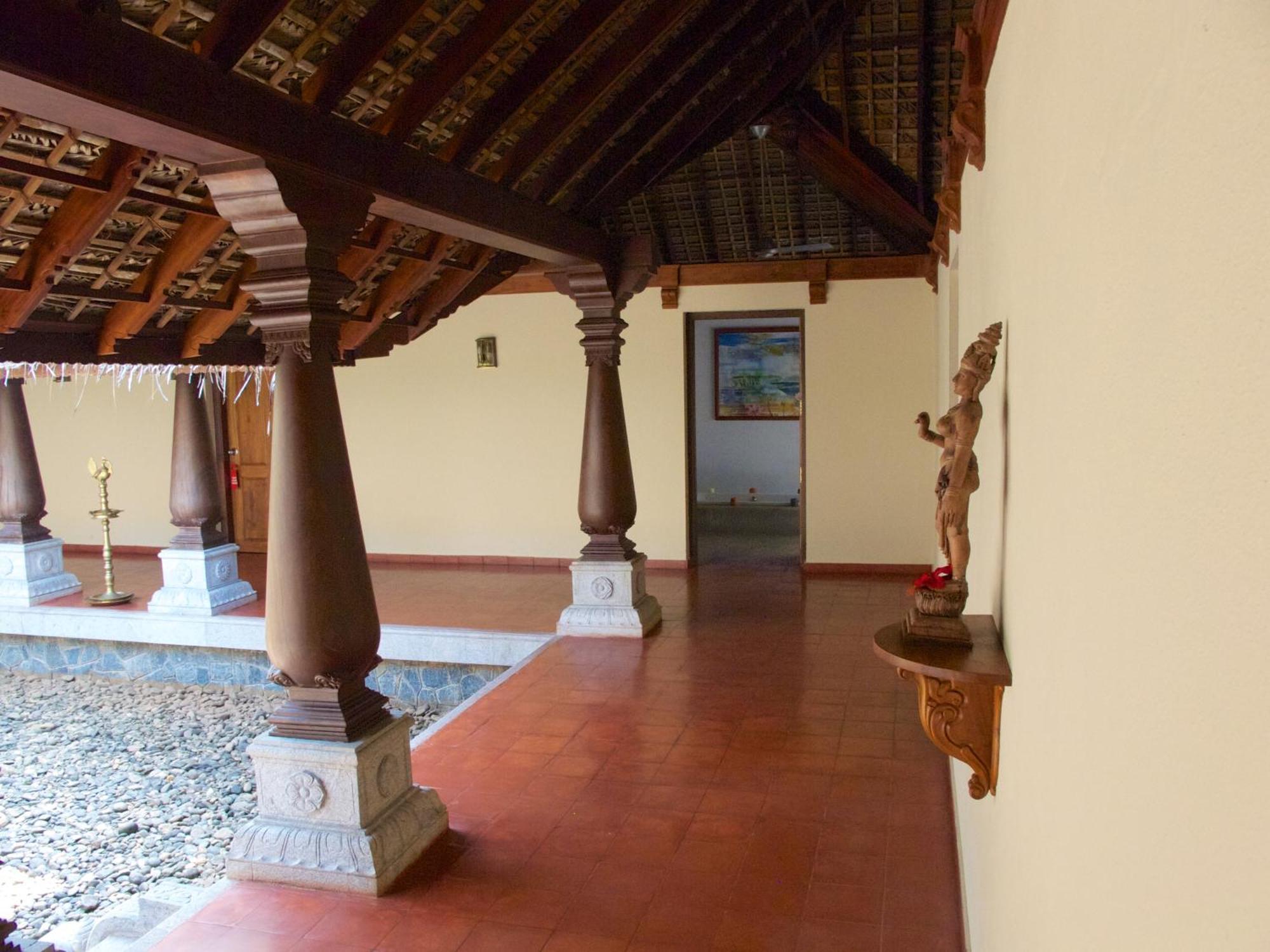 Neeleshwar Hermitage Nīleshwar Exterior foto