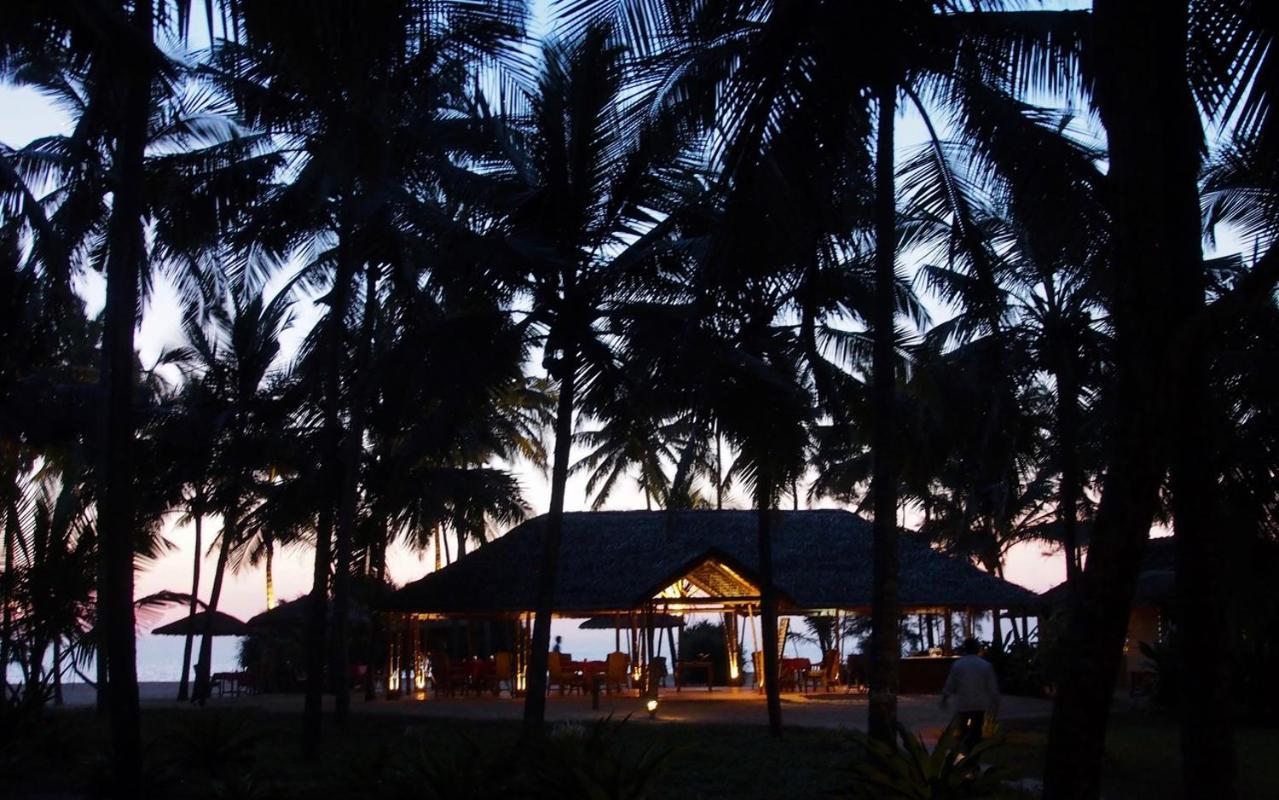 Neeleshwar Hermitage Nīleshwar Exterior foto